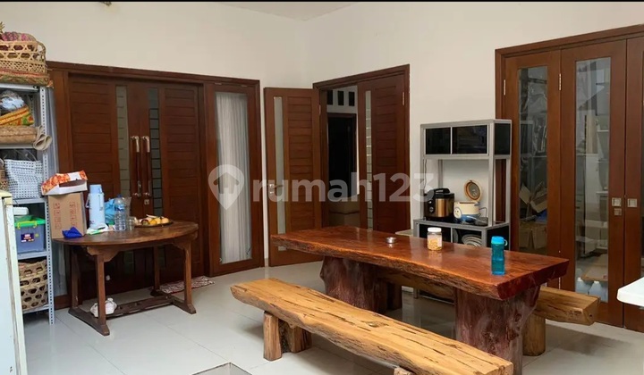 Rumah Pulau Moyo Sesetan Denpasar 2