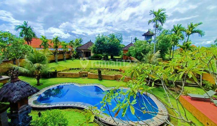 Villa pantai mengening cemagi  2