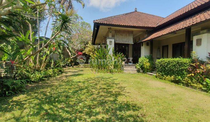 Villa cekomaria denpasar dekat ubud 2