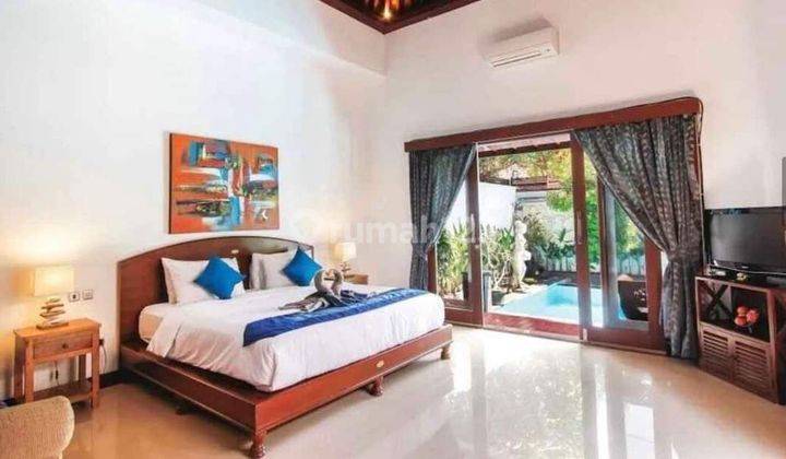 Villa dekat pantai seminyak kuta 2