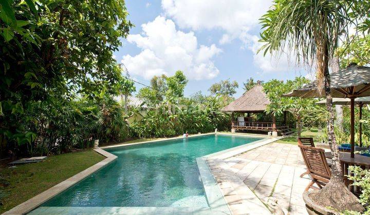 Villa berawa canggu  2