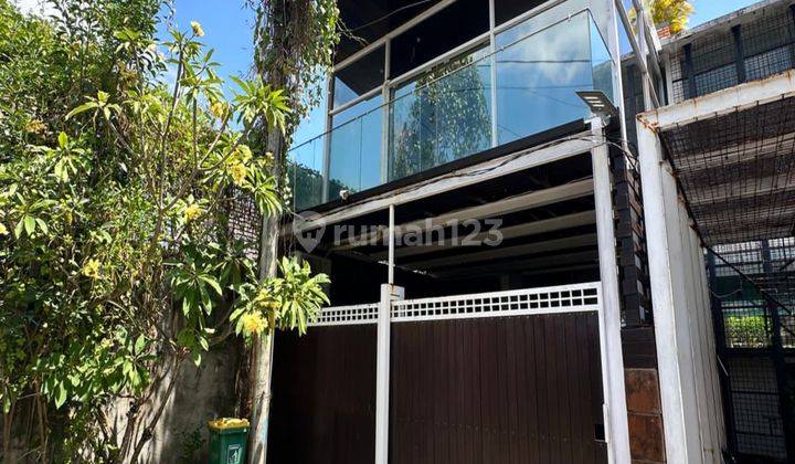 Dijual villa dengan konsep modern minimalis di Jimbaran. 1