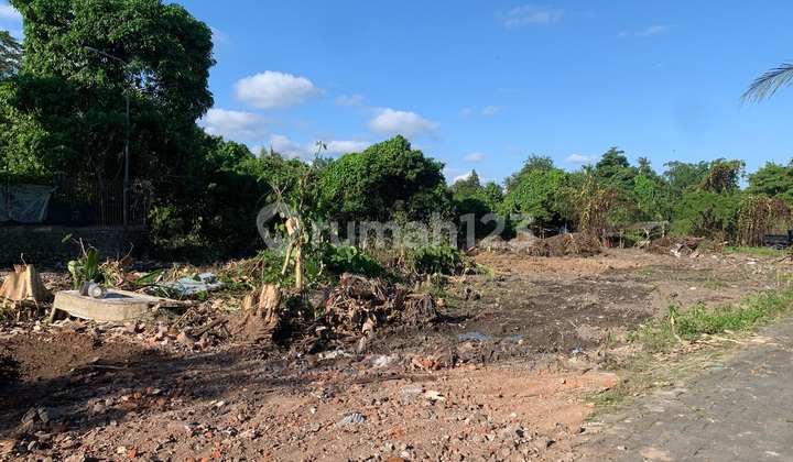 Ready-to-Build Plot of Land on Antasura Street, Peguyangan, Near the Mall
