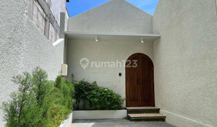 Brand New Villa In Enchanting Area Jimbaran - Avail For Leasehold