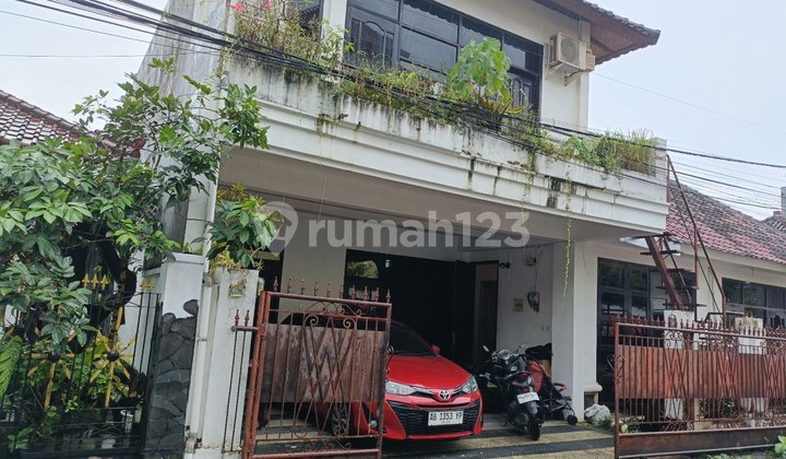 Disewakan Rumah Mewah Furnished Di Kerobokan Deket Tempat Wisata Disewakan Rumah Mewah Furnished Di Kerobokan Deket Tempat Wisata