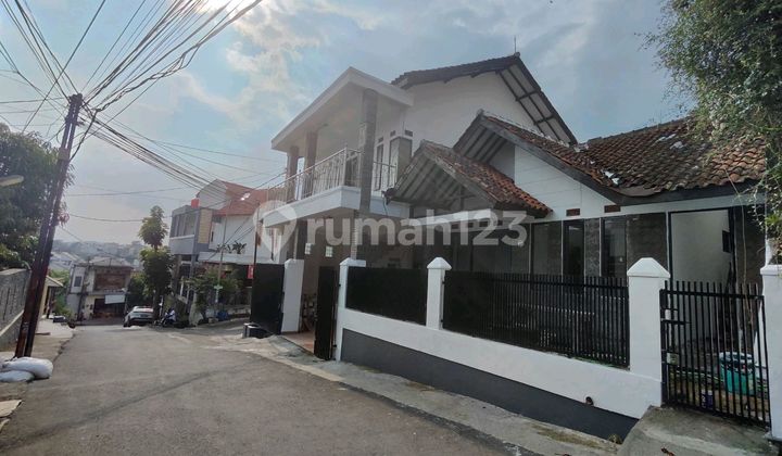 Rumah Hook Terawat Siap Huni di Bumi Pasundan Pasir Impun