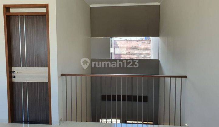 Rumah 2 Lantai Baru Siap Huni Di Taman Holis Indah  1 2