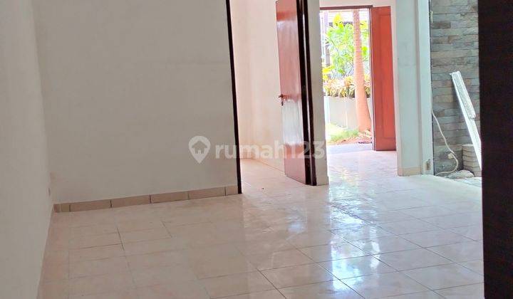 Rumah siap huni 1.5 lantai di Komplek  mekar rahardja 2