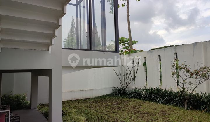 Rumah Modern 4 Lantai di Tatar Kumala Kbp 2