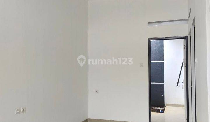 Rumah minimalis 3 kamar siap huni di Cikoneng 1