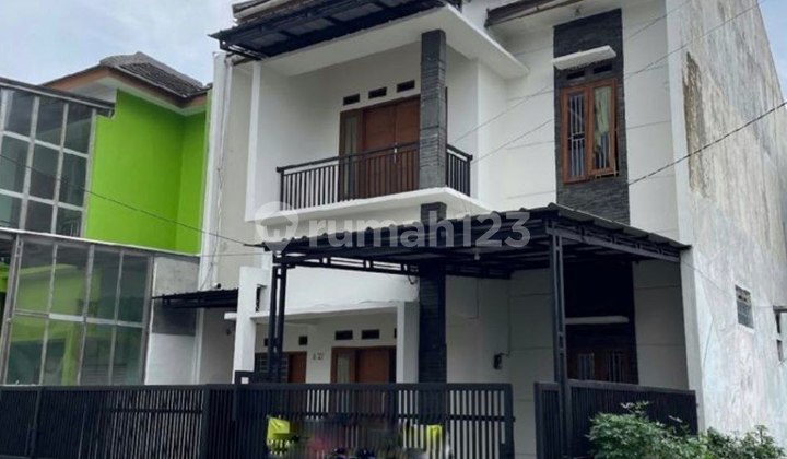 Rumah 2 Lantai Minimalis Terawat Siap Huni Di Permata Buah Batu 