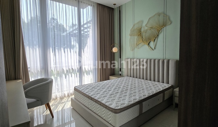 Rumah Mewah 2 Lantai Hook Di Summarecon Bandung  2