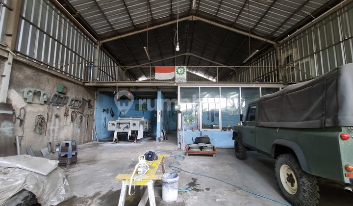 Gudang Tengah Kota Lebar Muka 12 M Di Sayap Karapitan