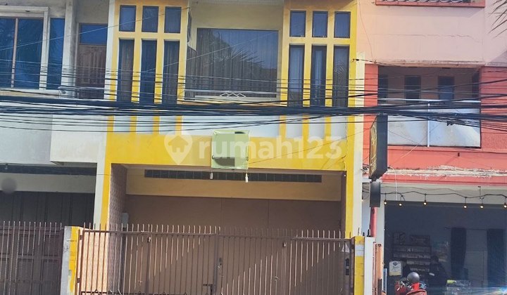 Ruko 3.5 Lantai Siap Huni Di Mainroad Tki 2 