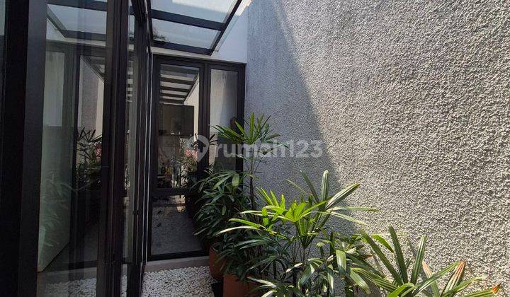 Rumah Casa Dante Full Furnish Di Kota Baru Parahyangan  2