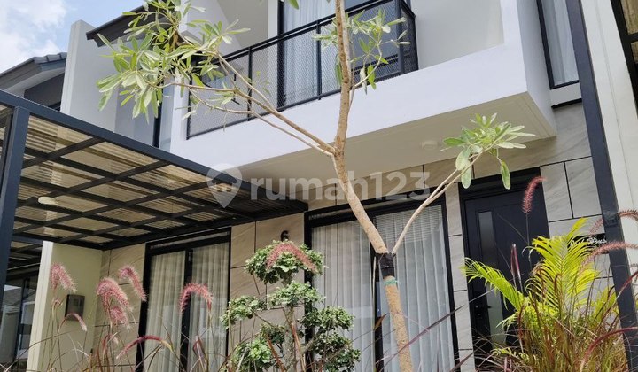 House With Swimming Pool Ready to Occupy In Kbp