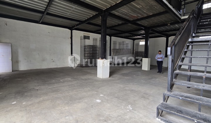 Clean 2-Story Warehouse in Rancaekek Wing