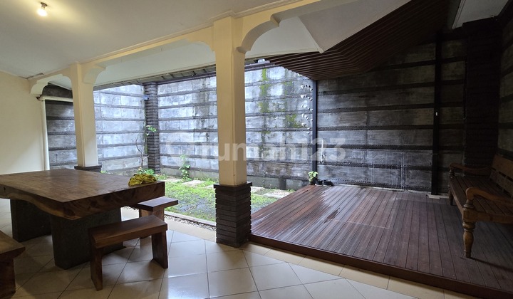 Exclusive 2-Story Luxury House Cluster at Batununggal Indah 2