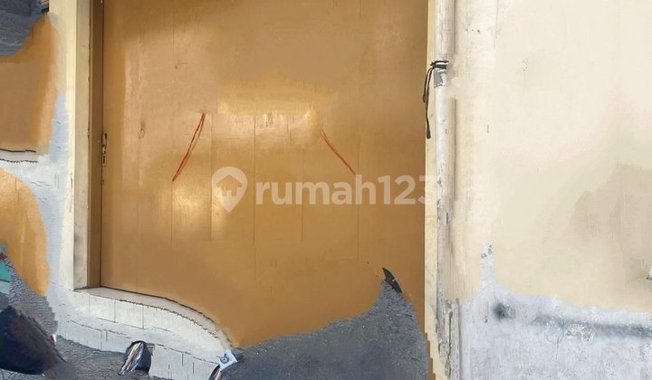 3-Storey Shophouse in Dulatif Textile Center, Bandung 2