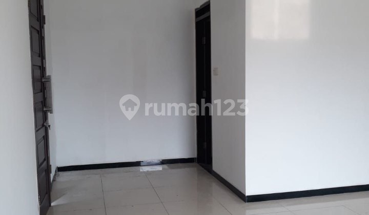 2-Storey Minimalist House Ready to Occupy in Singgasan Pradana 2