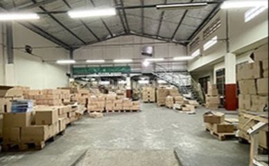 Good Warehouse with a Ready-to-Live House in Arcamanik