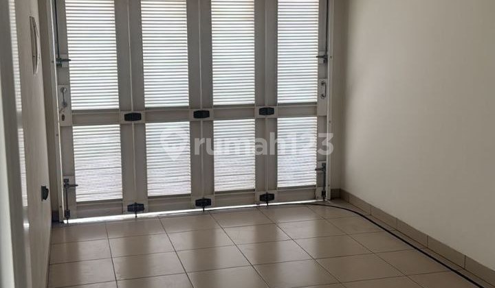 Rumah 2 Lantai Siap Huni Cluster Amanda Summarecon  2