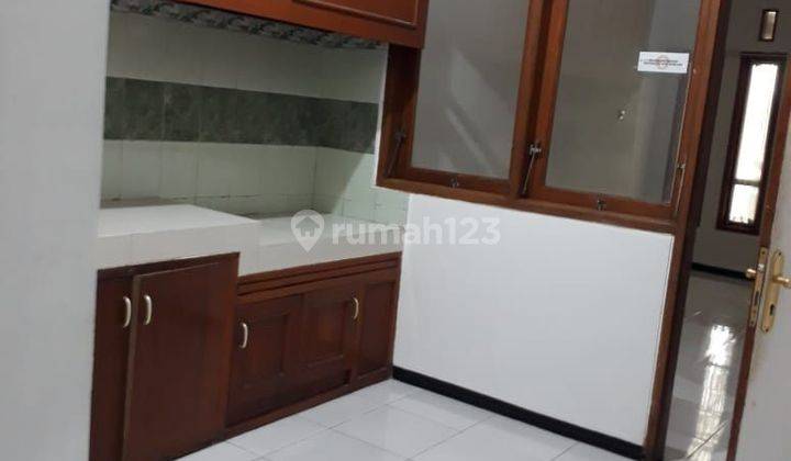 Rumah 2 Lantai Semi Furnish Siap Huni Di Batununggal 2