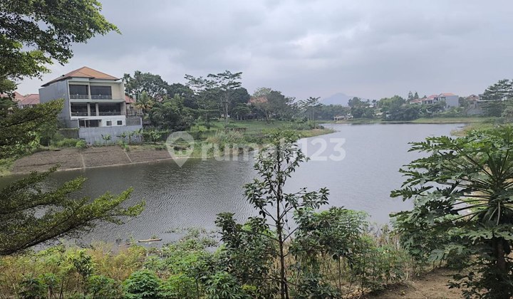 Luxury House with Lake View Ready to Occupy in Ratnaasih Kbp Luxury House with Lake View Ready to Occupy in Ratnaasih Kbp