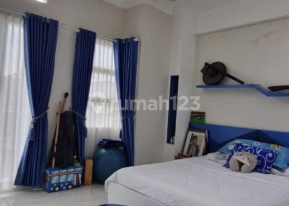 Rumah Mewah Minimalis Furnish Di Singgasana Perdana 2