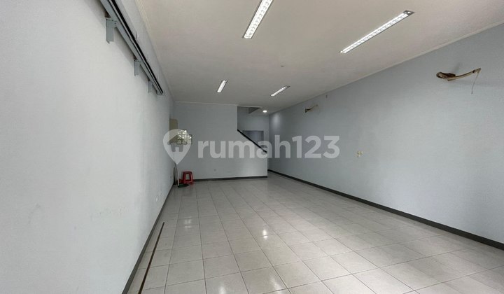 2-Storey Shop House With Lift Ready to Occupied in Tki 2