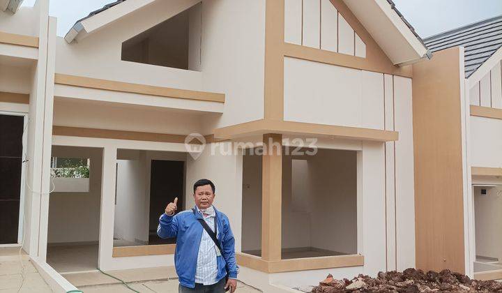 Rumah di jual murah mewah  dekat pusat kota pamulang tangerang selatan BSD serpong ciputat Jakarta 2