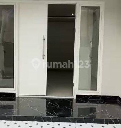 Dijual Rumah di Taman Gianyar 2, Puri Mas Surabaya Murah Ang.A006 2