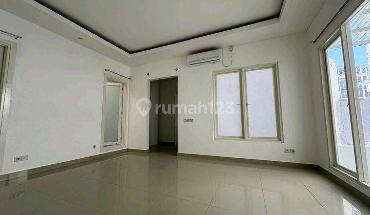 Dijual rumah San Antonio Pakuwon City 1