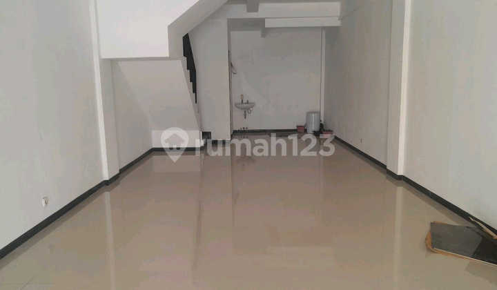 Ruko Letjen Suprapto Tropodo Lie.a020 2