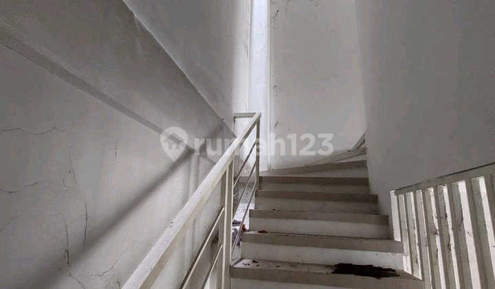 Royal Town Gunung Anyar Ron.a2228 Shop House 2