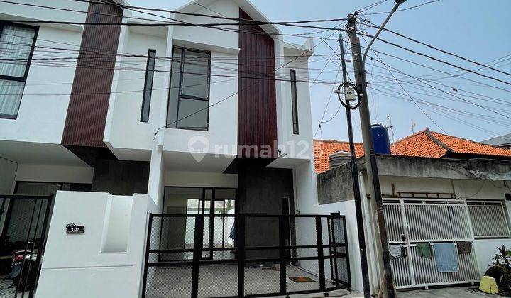 Rumah Baru 2 Lantai Daerah Medokan Surabaya. Ang.ya061 1