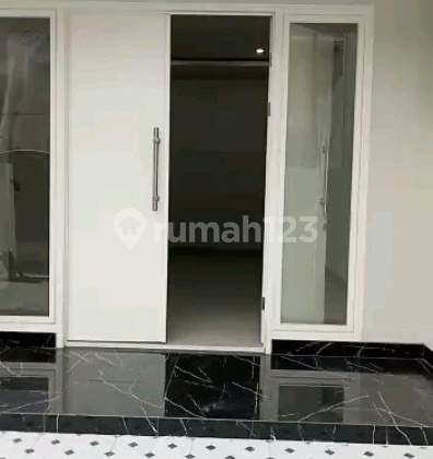 Rumahtaman Gianyyar Surabaya Murah Ang.a006