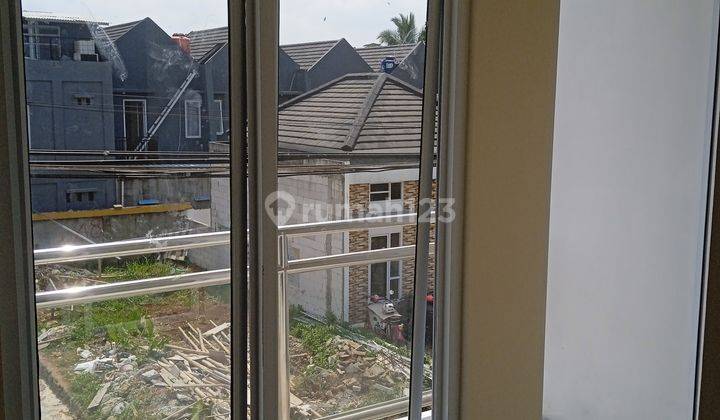 Rumah 2 Lantai Kpr Bebas Dp Dan Biaya Di Depok 2