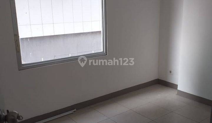 Disewakan Tahunan Apartemen Greenbay Pluit 2BR Unfurnish Tower H Lantai Rendah View Mall 1