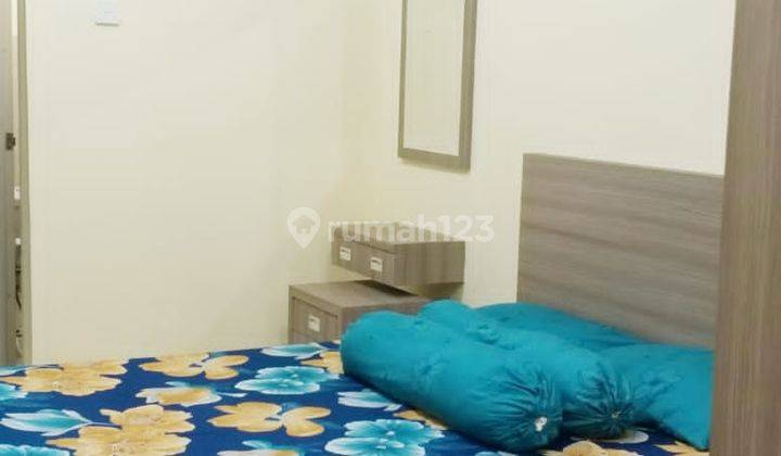 Studio Apartement Green Bay Semi Furnished Bagus 2