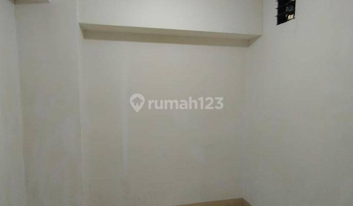 apartement green bay 2 BR Unfurnished Bagus 2