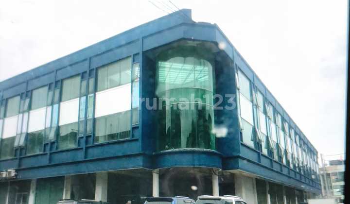 For Quick & Cheap Sale: 3.5-Story Shop House at Ciputat Megamall Block F15, South Tangerang, Already with SHM For Quick & Cheap Sale: 3.5-Story Shop House at Ciputat Megamall Block F15, South Tangerang, Already with SHM