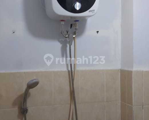 Di sewakan Studio ff bulanan atau tahunan Lantai rendah view Mall 2