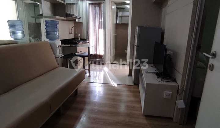 DIJUAL CEPAT MURAH APARTEMEN GREEN BAY PLUIT TOWER BORNEO LANTAI SEDANG VIEW POOL 2BR FULL FURNISH LANTAI PARQUET 2