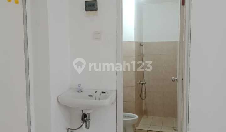 FOR YEARLY RENT: GREENBAY PLUIT APARTMENT 3 BEDROOM UNFURNISHED, TOWER F LOW FLOOR WITH CITY VIEW 2