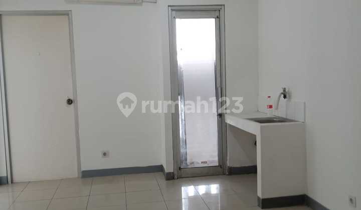 DIJUAL MURAH APARTEMEN GREENBAY PLUIT 3BR KOSONGAN DENGAN AC TOWER F LANTAI RENDAH VIEW KOTA & LAUT