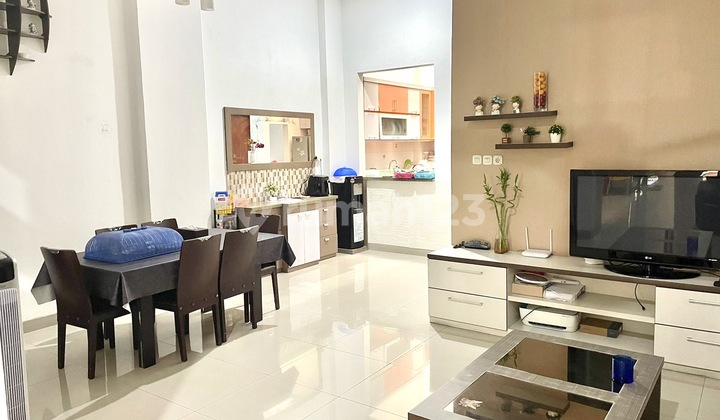 JUAL RUMAH BARU MODERN MINIMALIS 2.5 LANTAI FURNISHED PLUIT. SHM