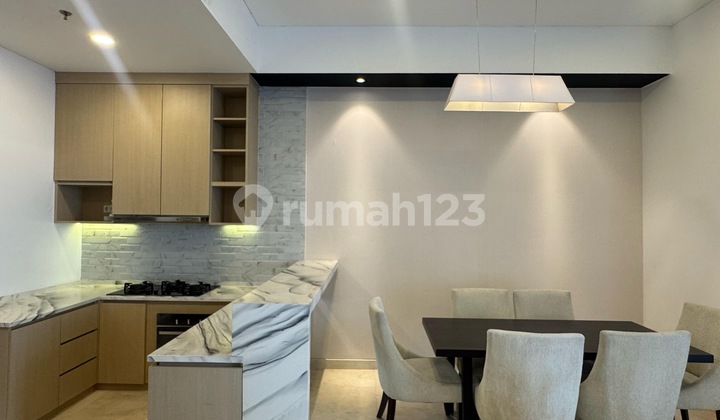 FOR RENT 2+1 BEDROOMS FULLY FURNISHED APARTMENT 1 PARK AVENUE SOUTH JAKARTA