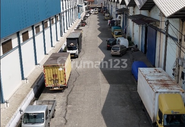 Jual Cepat Dibawah NJOP 2 Unit Gudang di Komp Sastranegara Jurumudi Tangerang