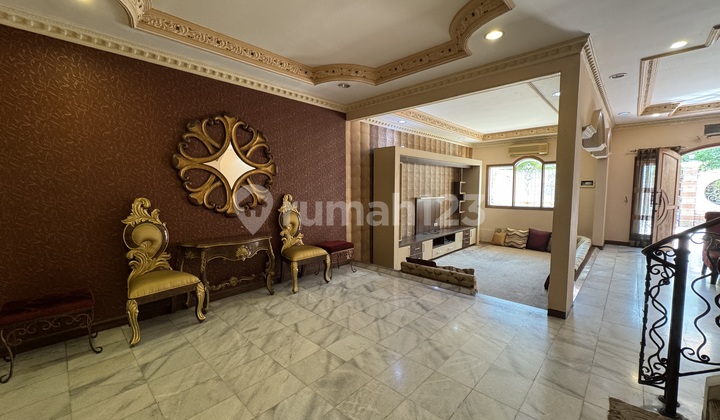 ruang keluarga jual cepat rumah sunter, jakarta